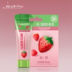水蜜桃草莓坚果水润保湿润唇膏,水蜜桃草莓坚果水润保湿润唇膏，自然之力呵护双唇